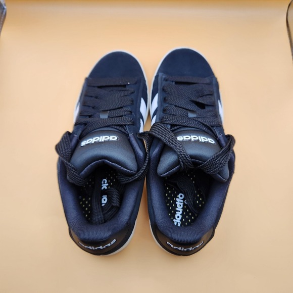 Adidas Cloudfoam Shoes Mens Size 9 Black White Low Top Casual Sneakers AJR0543 - Picture 4 of 8